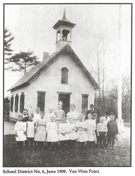Van Wies Point School.jpg